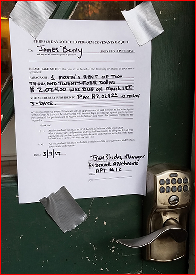 Picture of 3-Day Notice Taped 